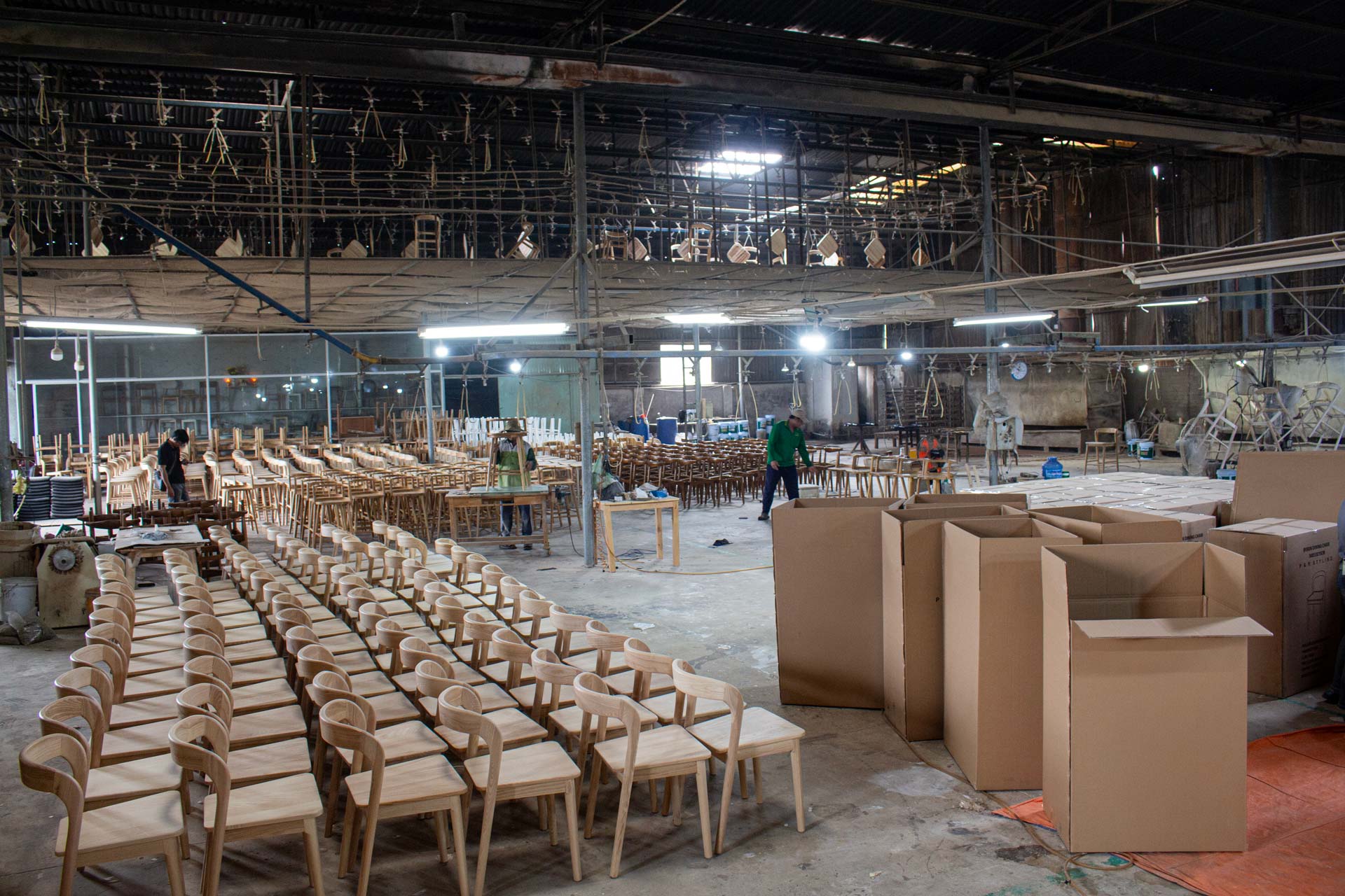 Flexible furniture production workflow inside a furniture factory Vietnam manufacturing facility