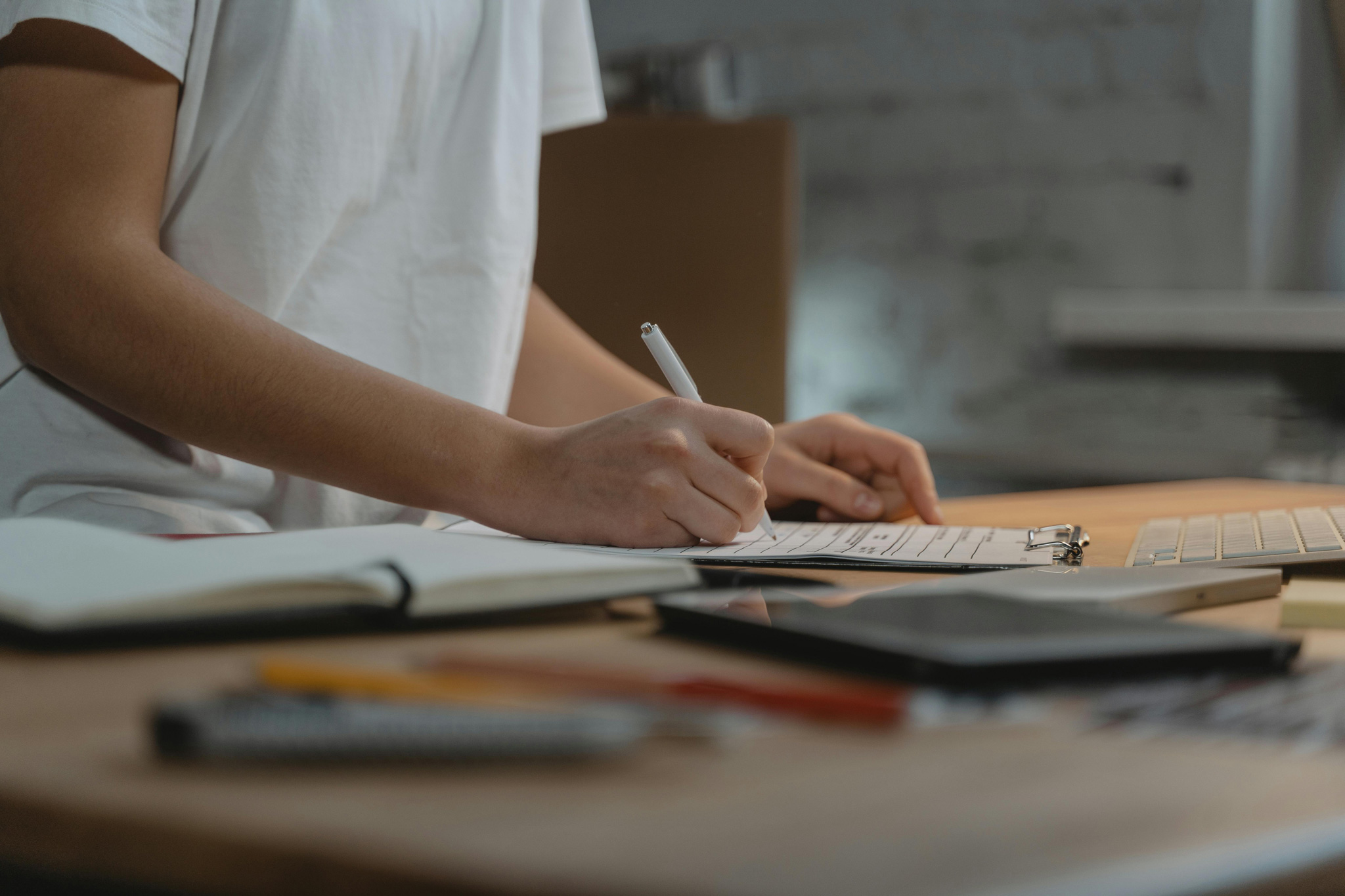 Furniture supplier checklist to avoid quality issues and delays