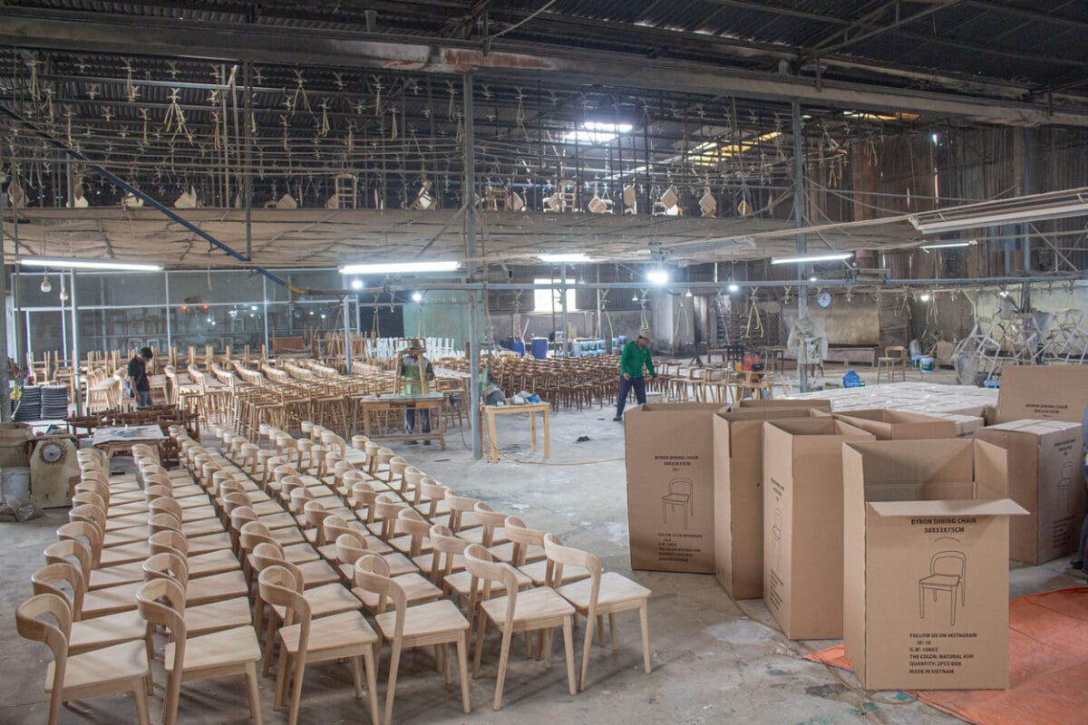 Large-scale furniture production workflow at Aurora Craft optimized through flexible scheduling to reduce custom furniture costs